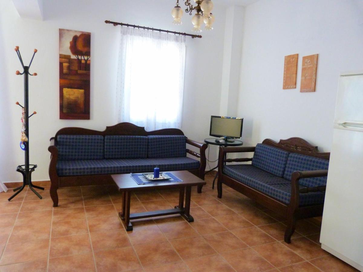 Ioli Apartments Alopronia Exterior foto